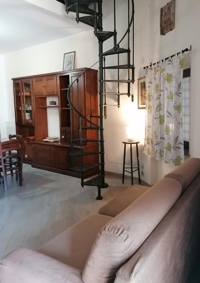 Casa Del Palazzo Del Marchese Apartment Tarquinia Luaran gambar