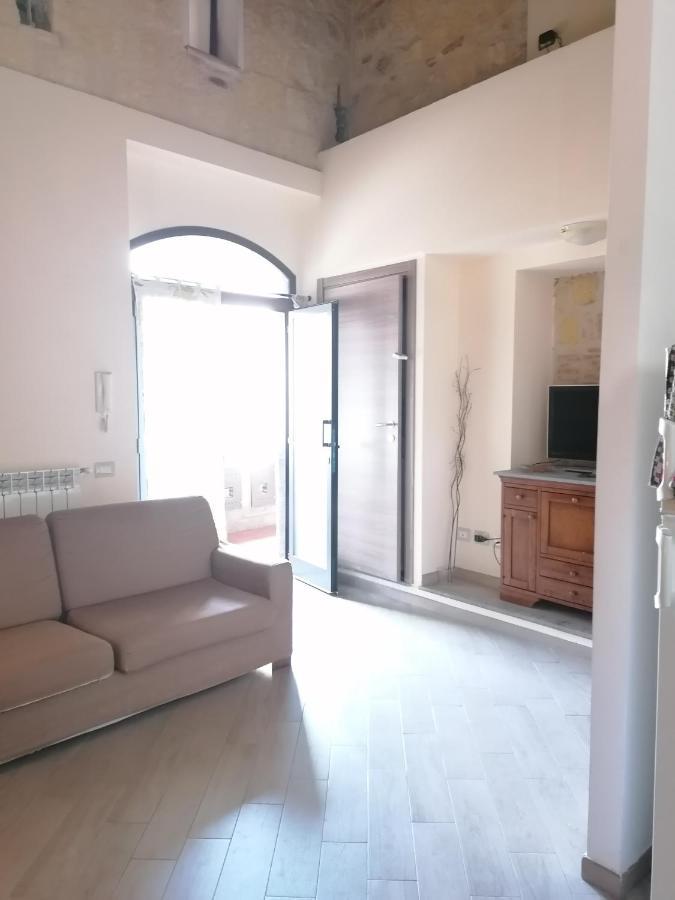 Casa Del Palazzo Del Marchese Apartment Tarquinia Luaran gambar